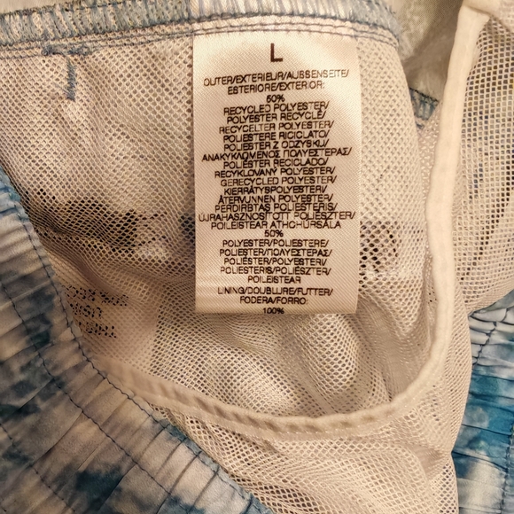 PAUL SMITH Paradise Print Swim Shorts - Picture 7 of 8